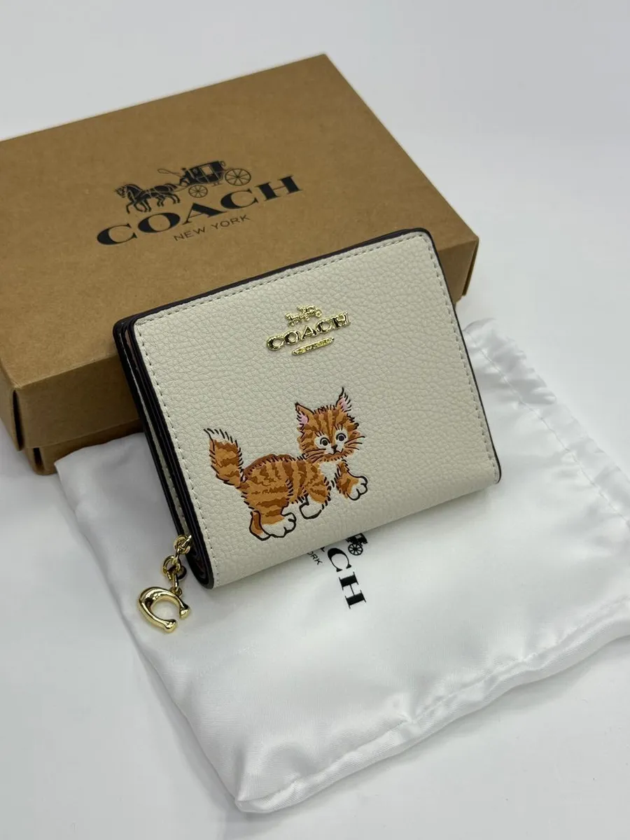 Кошелек на кнопках портмоне COACH